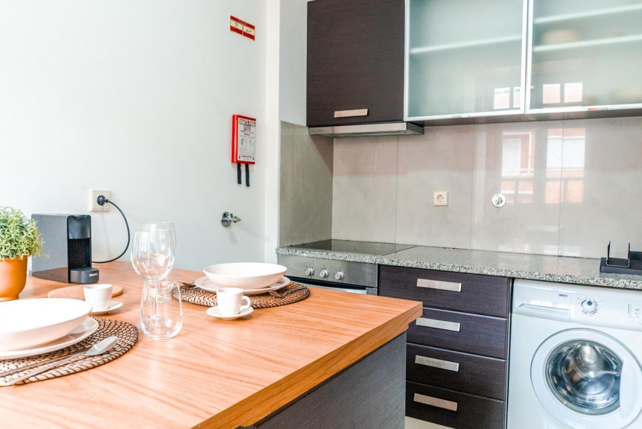 Cozy Studio In The Heart Of Lapa - 5Min Walk To Metro! Porto Exterior photo