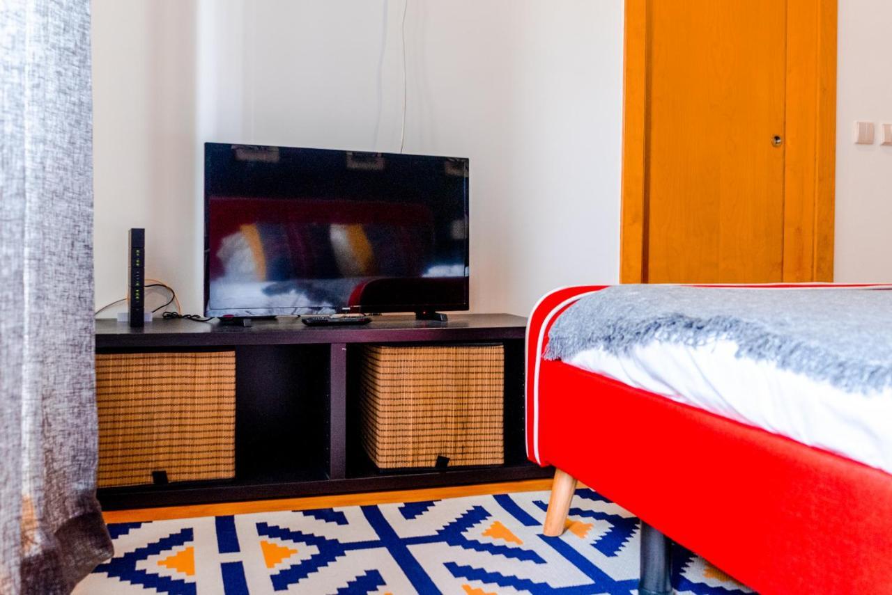 Cozy Studio In The Heart Of Lapa - 5Min Walk To Metro! Porto Exterior photo